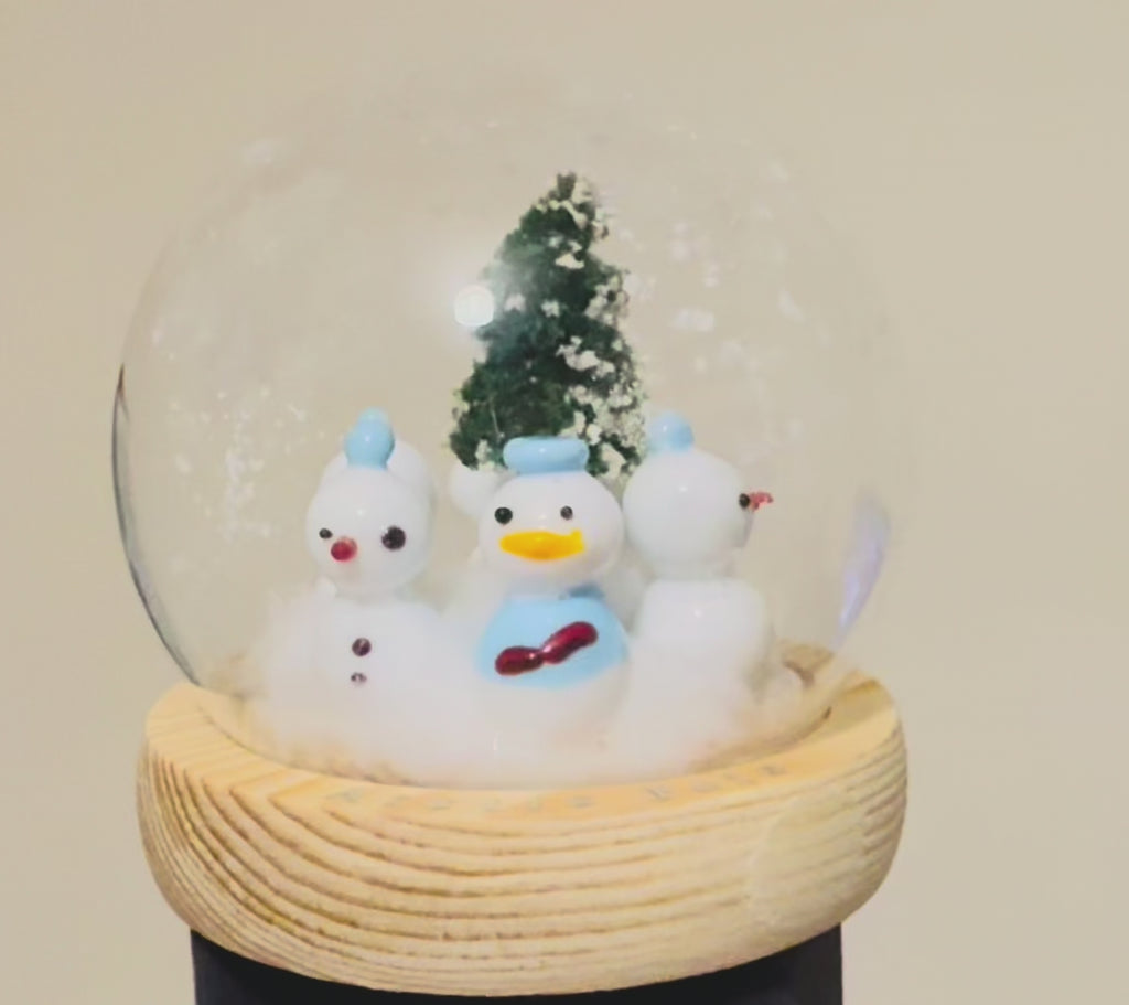 Donald Duck at Arctic Pole (Handmade Glass Ornament)